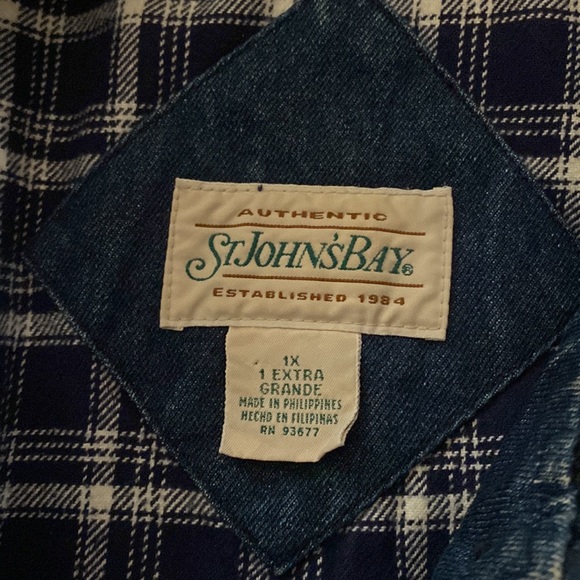 Vintage St. John’s Bay denim jacket - Picture 2 of 4